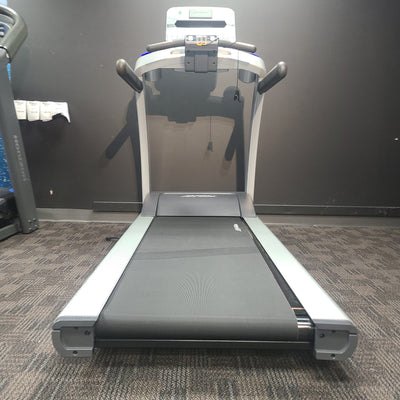 Life Fitness T5 Treadmill w/ Track Connect Console — [Display Model]